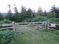 Entrance gate