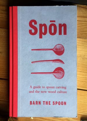Carving a spoon with "Barn the Spoon"